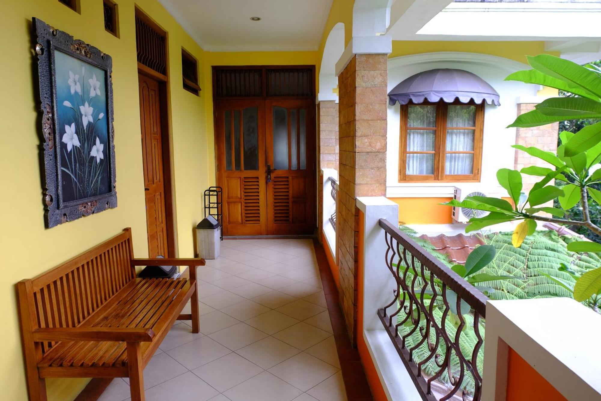 Villa Alicia Maguwo Exterior photo